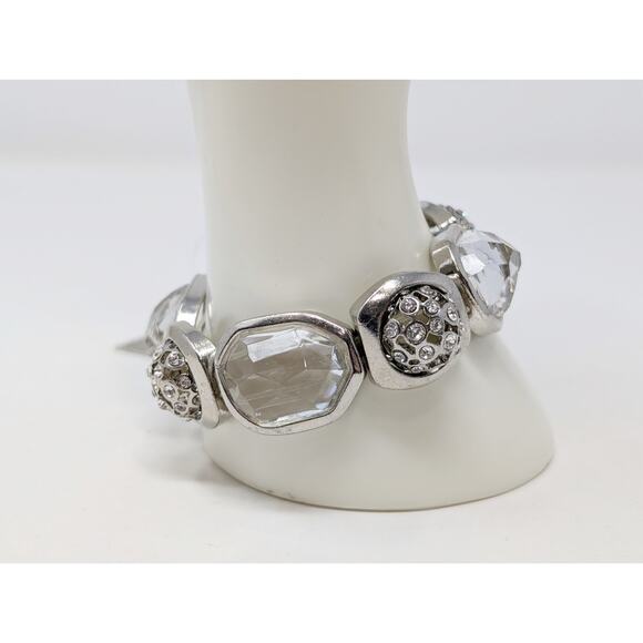 Chico's Bracelet Silver Tone Roselle Chunky Glass Crystal Stretch New - Picture 2 of 8